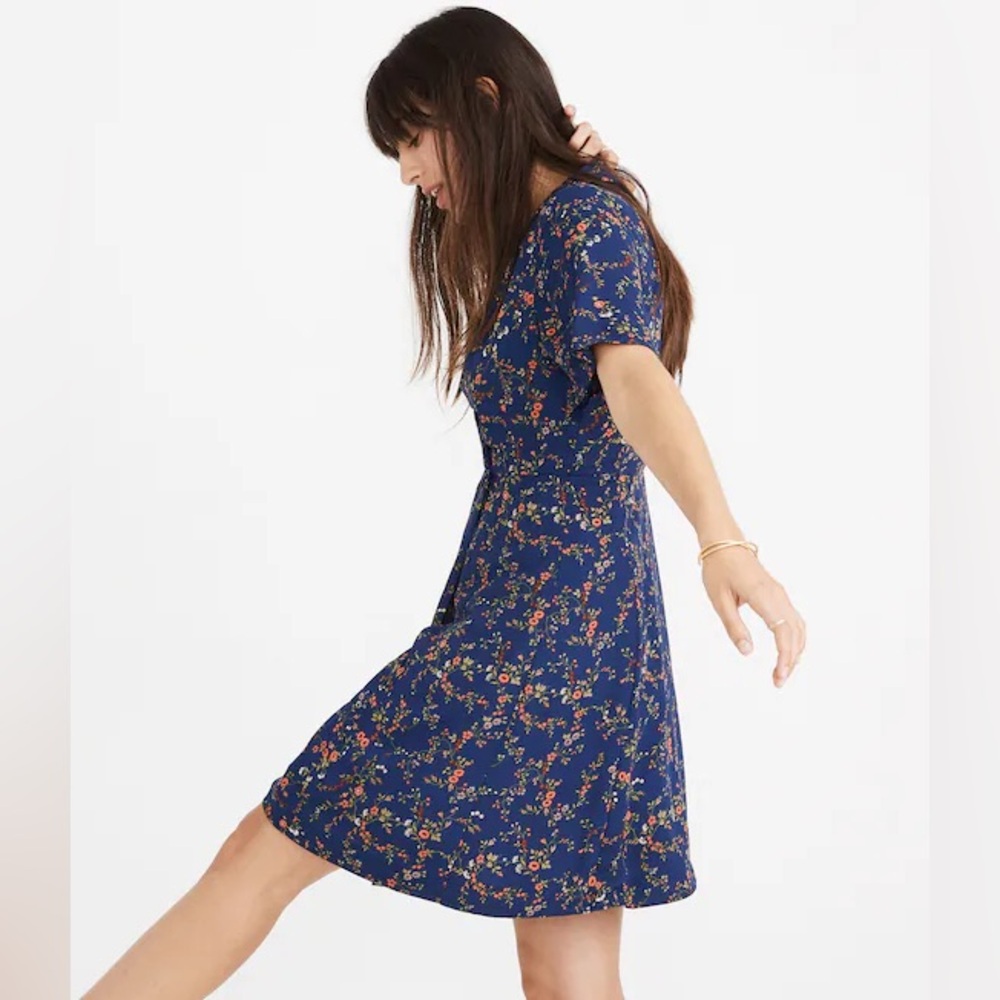 Madewell Amaranth Wrap Dress in Moonless Floral Women's / Size 6